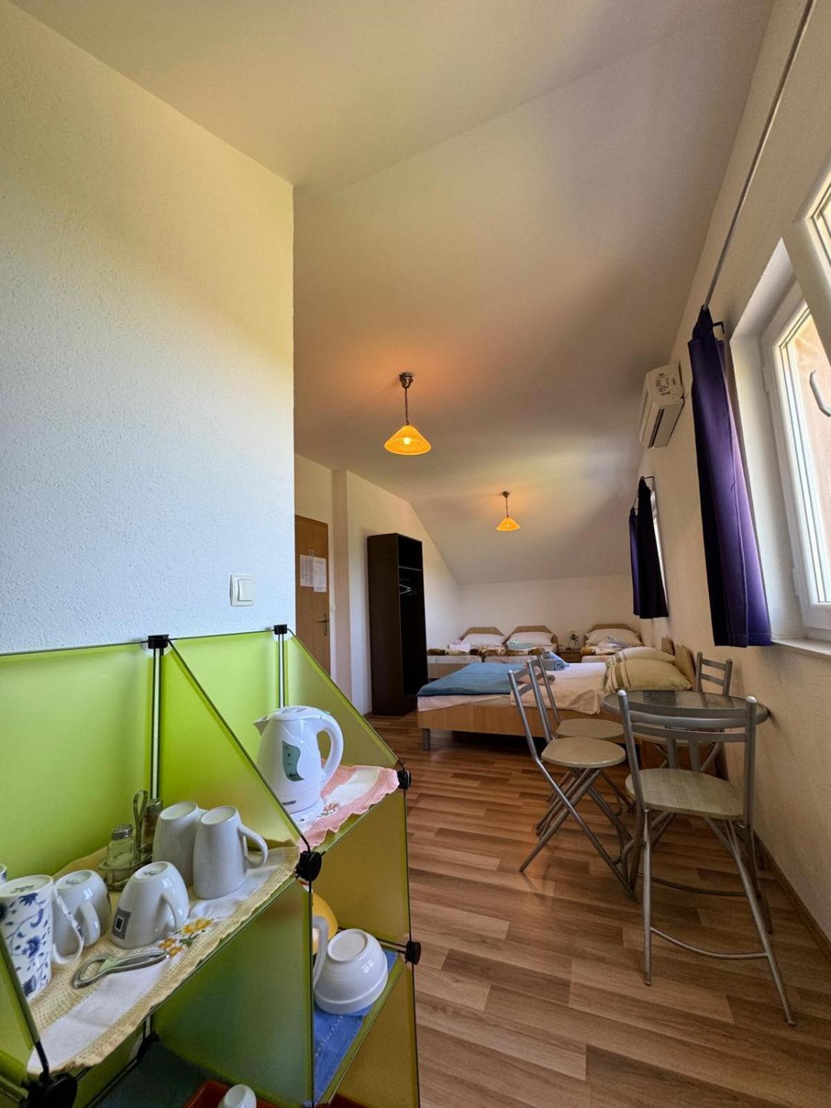 Pansion Ivanka Barac Međugorje Quarto foto